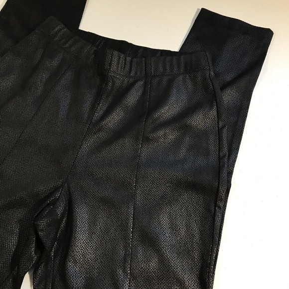 GRAVER Susan Graver Faux Suede Leggings Foil Print Sheen Black Size XXS - Picture 3 of 8